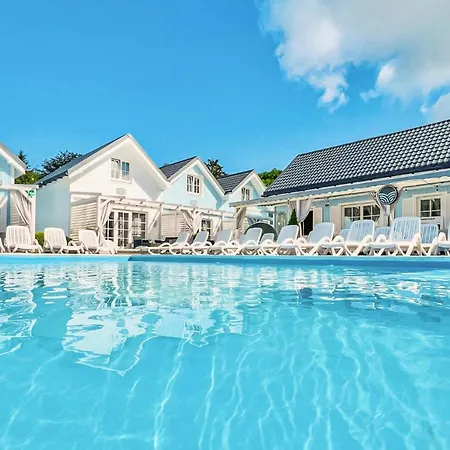 2 Bedroom Awesome In Mielno (Koszalin)