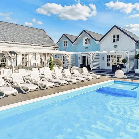 2 Bedroom Awesome In Prázdninový dům *