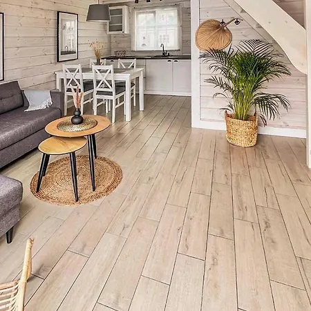 2 Bedroom Awesome In Сasa de vacaciones Mielno (Koszalin)