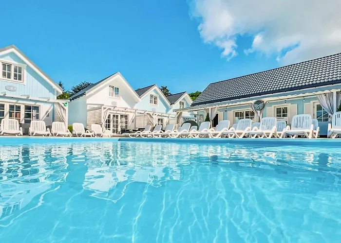 2 Bedroom Awesome In Mielno (Koszalin)