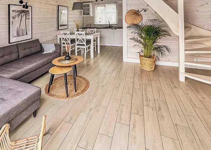 2 Bedroom Awesome In Сasa de vacaciones Mielno (Koszalin)