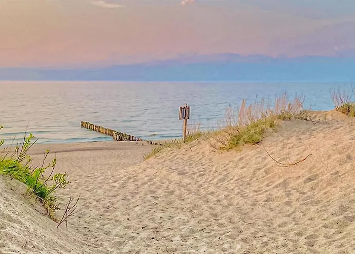 2 Bedroom Awesome In Mielno (Koszalin)